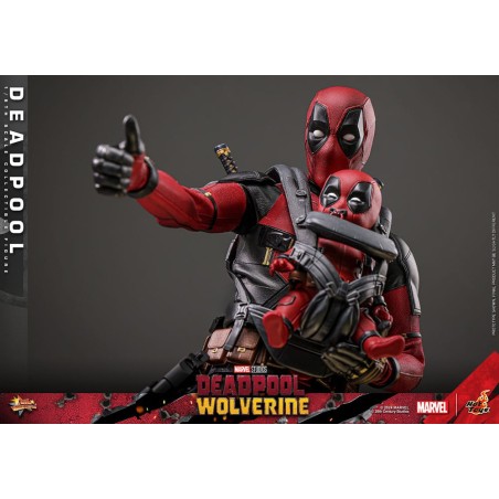 Hot Toys: Deadpool & Wolverine - Deadpool 1:6 Scale Figure 31 cm