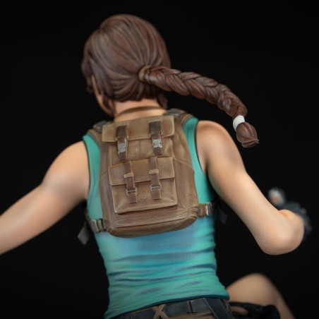 Tomb Raider: Lara Croft PVC Statue 24 cm