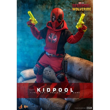 Marvel Deadpool & Wolverine: Kidpool 1:6 Scale Figure 22 cm