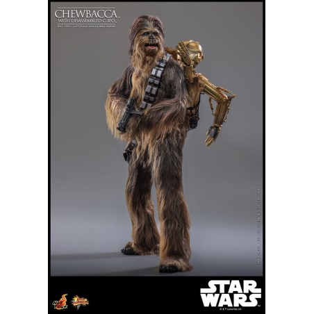 Hot Toys Star Wars: Chewbacca with Disassembled C-3PO 1:6 Scale