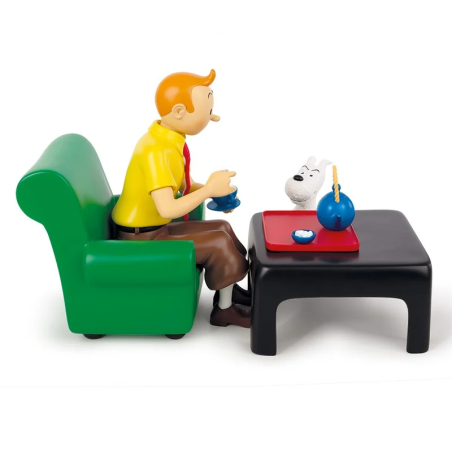 Tintin: Tintin Drinks Tea Statue 18 cm