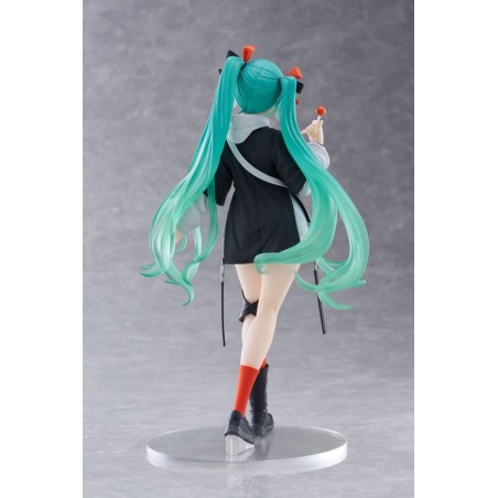 Hatsune Miku Wonderland PVC Statue Fashion Punk Ver. 18 cm