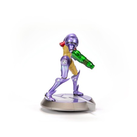 Metroid Prime: Gravity Suit PVC Statue (Collector's Edition) 25