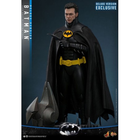 Hot Toys: Batman Returns - Batman (Deluxe Version) 1/6 Scale