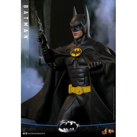 Hot Toys: Batman Returns - Batman 1/6 Scale Figure 30 cm