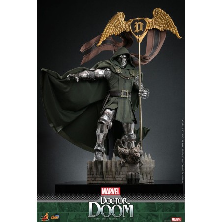 Hot Toys Marvel: Doctor Doom 1/6 Scale Figure 33 cm