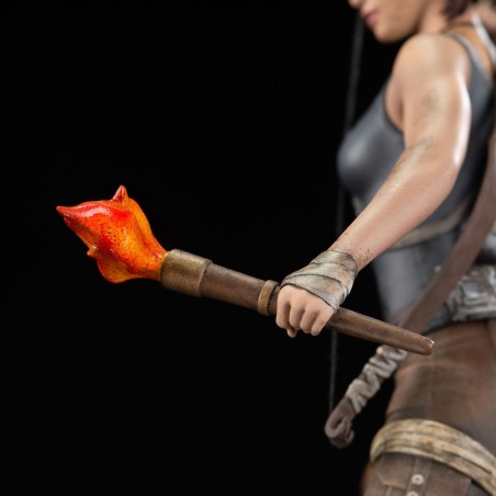 Tomb Raider (Reboot): Lara Croft PVC Statue 33 cm