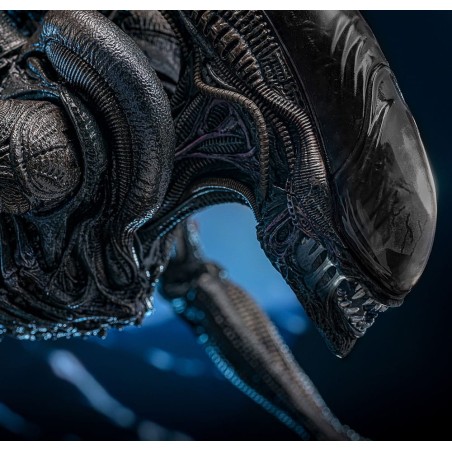 Hot Toys Alien Romulus: Scorched Xenomorph 1/6 Scale Figure 44