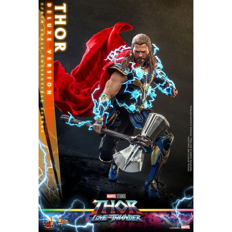 Thor Sixth Scale Figure by Hot Toys