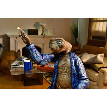 NECA Ultimate Telepathic E.T. (40th Anniversary) Action Figure