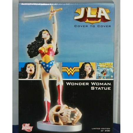 DC Comics: Wonder Woman Cover to Cover Statue