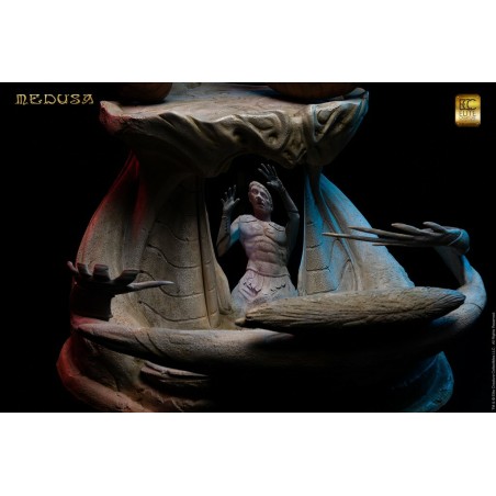 Medusa 1:3 Scale Maquette 107 cm