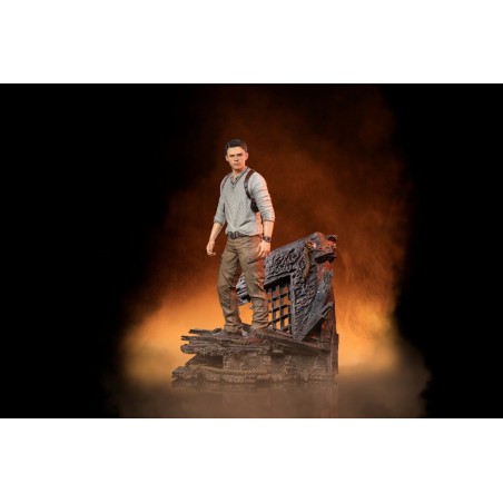 Uncharted: Deluxe Nathan Drake 1:10 Scale Statue 22 cm